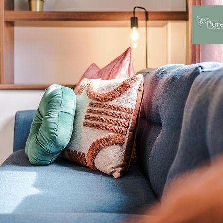 Stunning Five Bedroom Manchester House With Free Parking By Purestay Short Lets & Serviced Accommodation מראה חיצוני תמונה