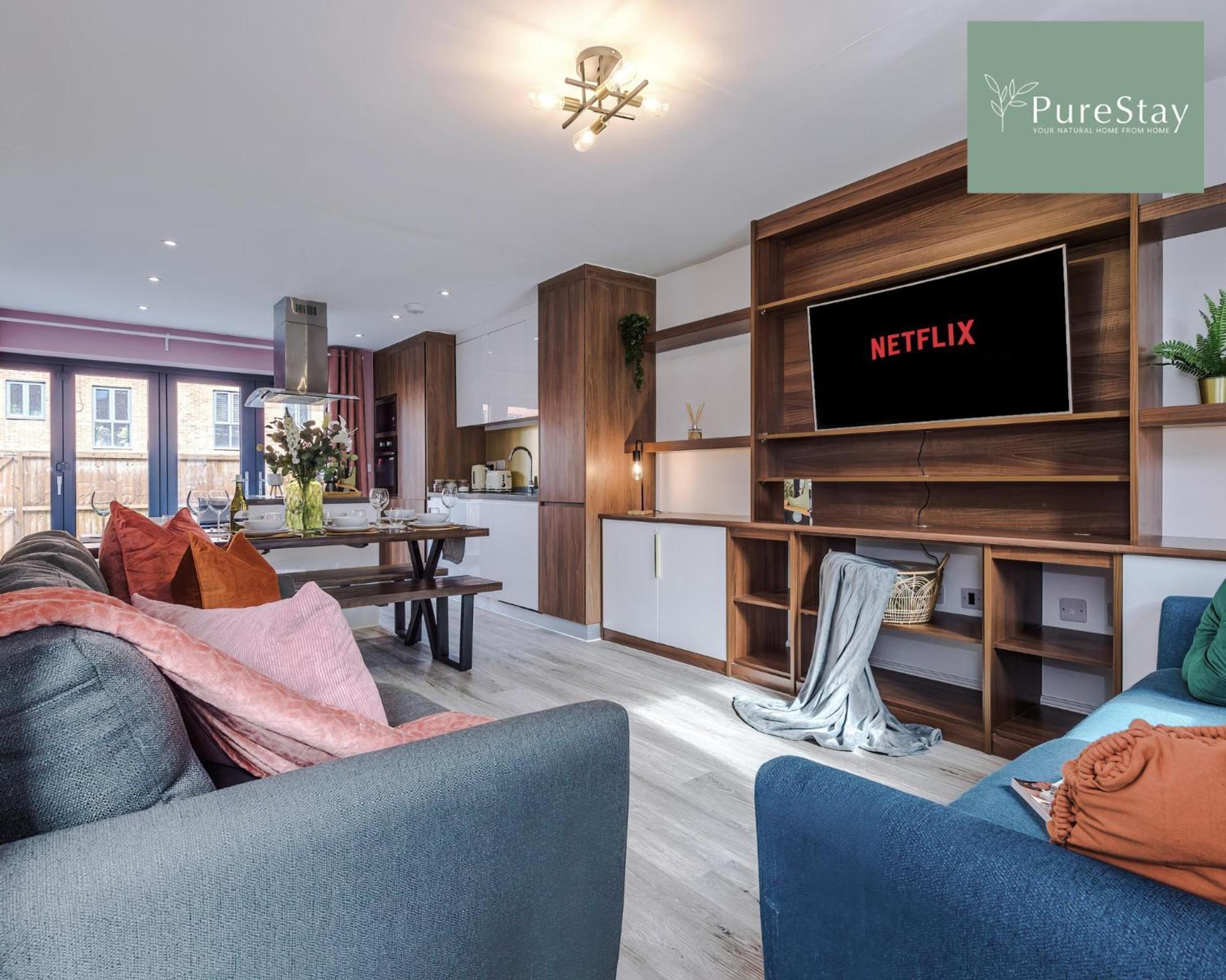 Stunning Five Bedroom Manchester House With Free Parking By Purestay Short Lets & Serviced Accommodation מראה חיצוני תמונה