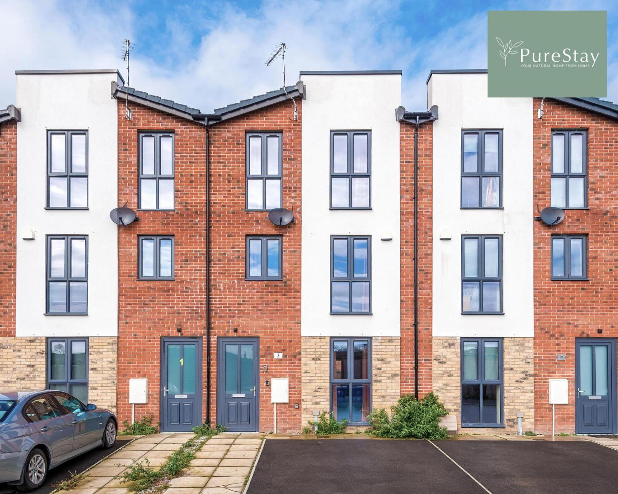 Stunning Five Bedroom Manchester House With Free Parking By Purestay Short Lets & Serviced Accommodation מראה חיצוני תמונה
