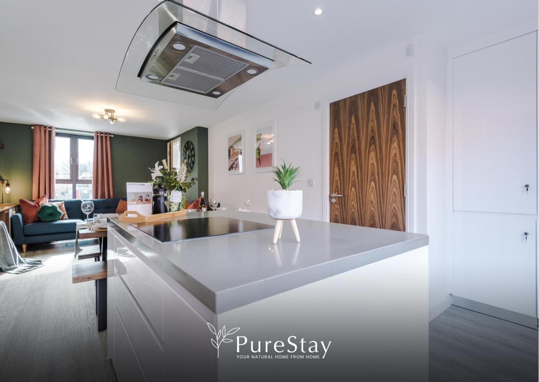 Stunning Five Bedroom Manchester House With Free Parking By Purestay Short Lets & Serviced Accommodation מראה חיצוני תמונה